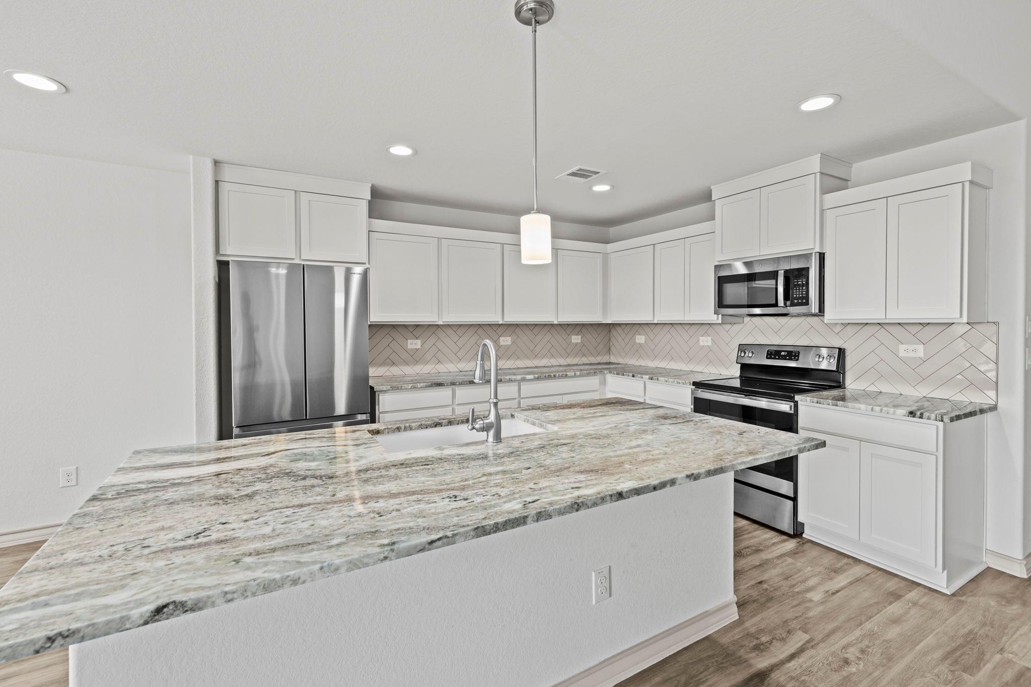 4th image of 108 W Eli Chandler St, Blanco, TX 78606 | MLS# 3405339