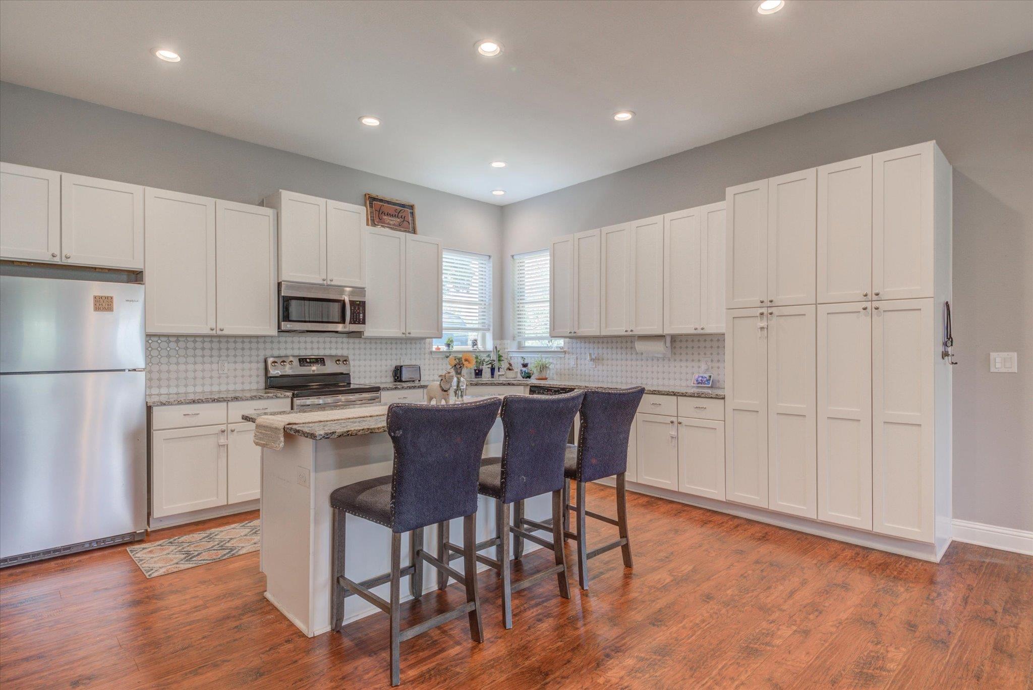 1st image of 855 Aspen Ln, Cottonwood Shores, TX 78657 | MLS# 6759552
