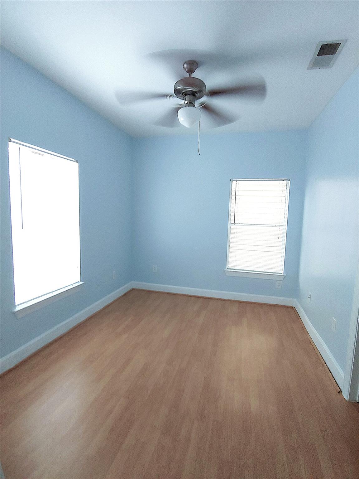 5th image of 1901 Crossing Pl #3203, Austin, TX 78741 | MLS# 3083292