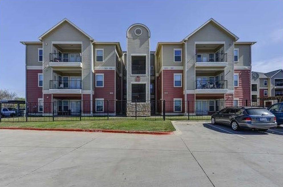 1st image of 1901 Crossing Pl #3203, Austin, TX 78741 | MLS# 3083292