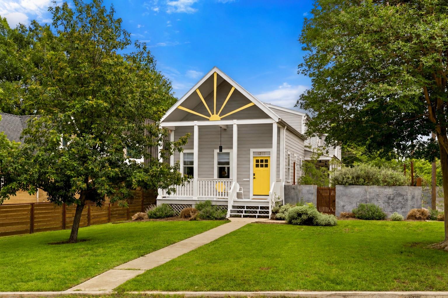 2nd image of 1711 Kenwood Ave, Austin, TX 78704 | MLS# 6091587