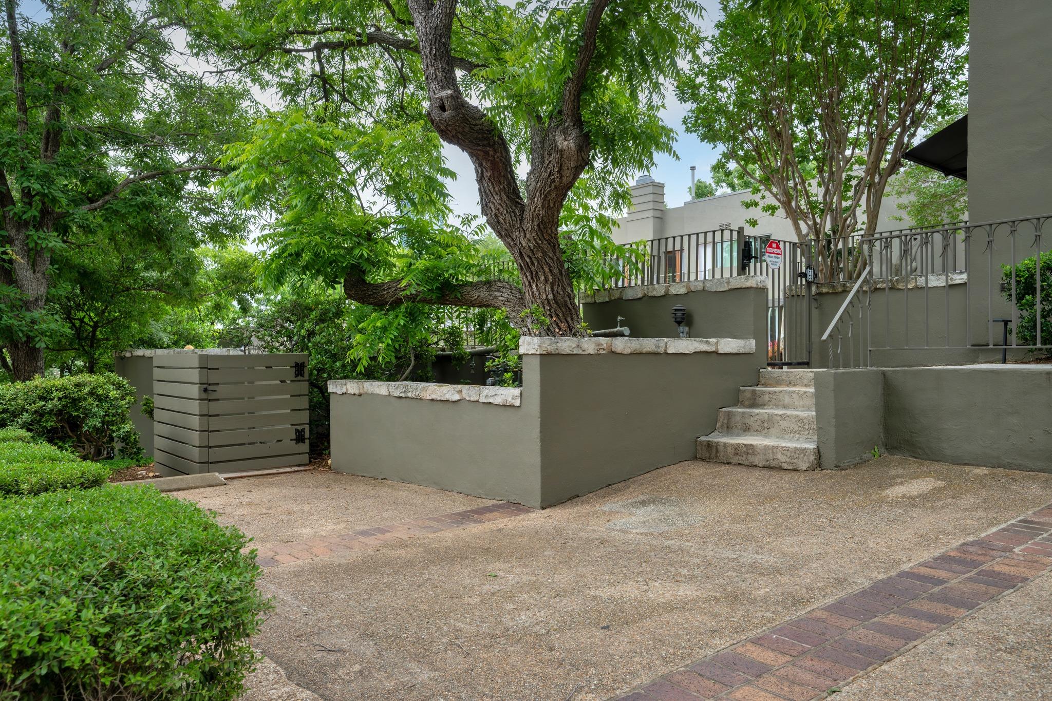 23rd image of 1111 W 12th St #108, Austin, TX 78703 | MLS# 7169520