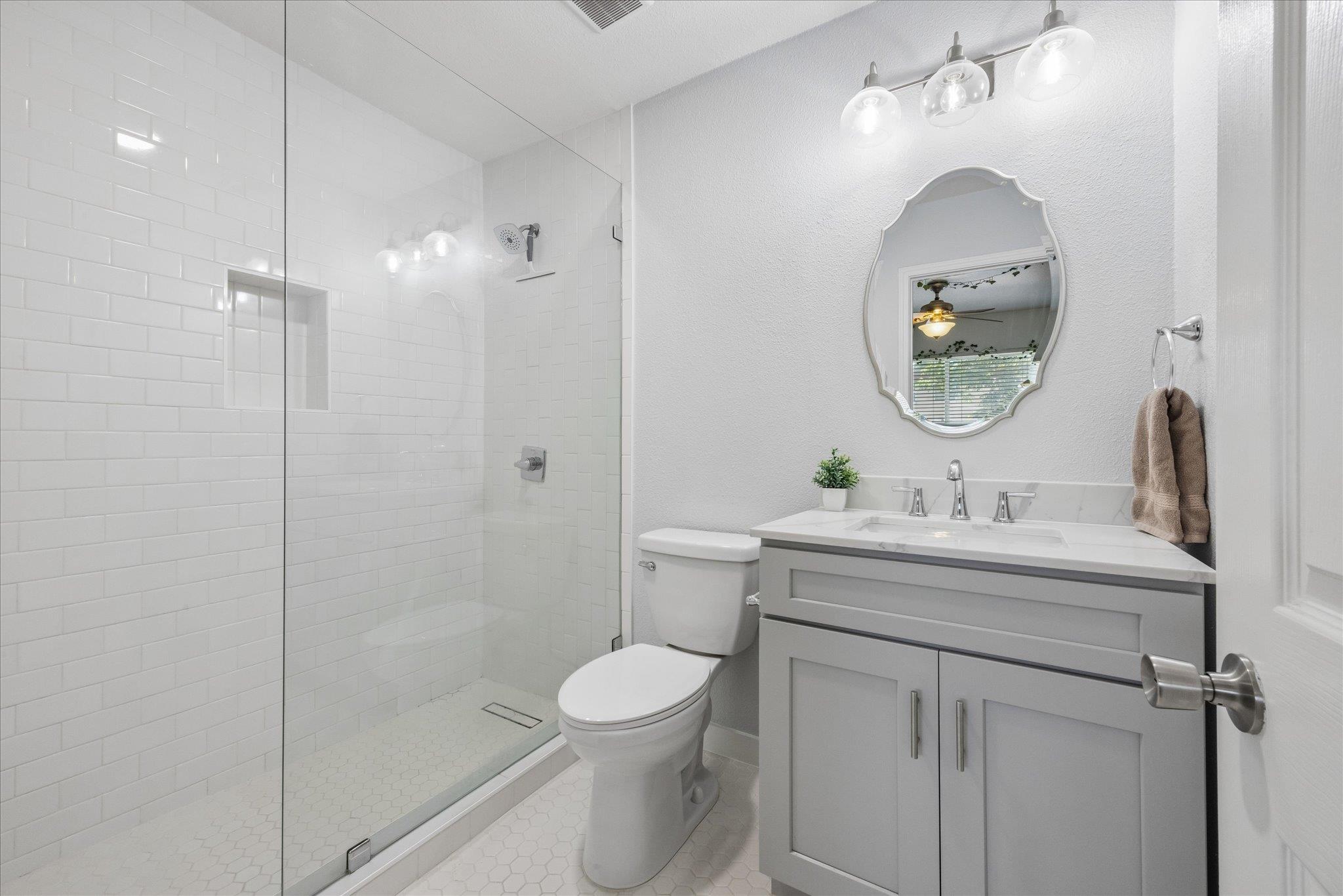 1st image of 304 E 33rd St #4, Austin, TX 78705 | MLS# 6535844