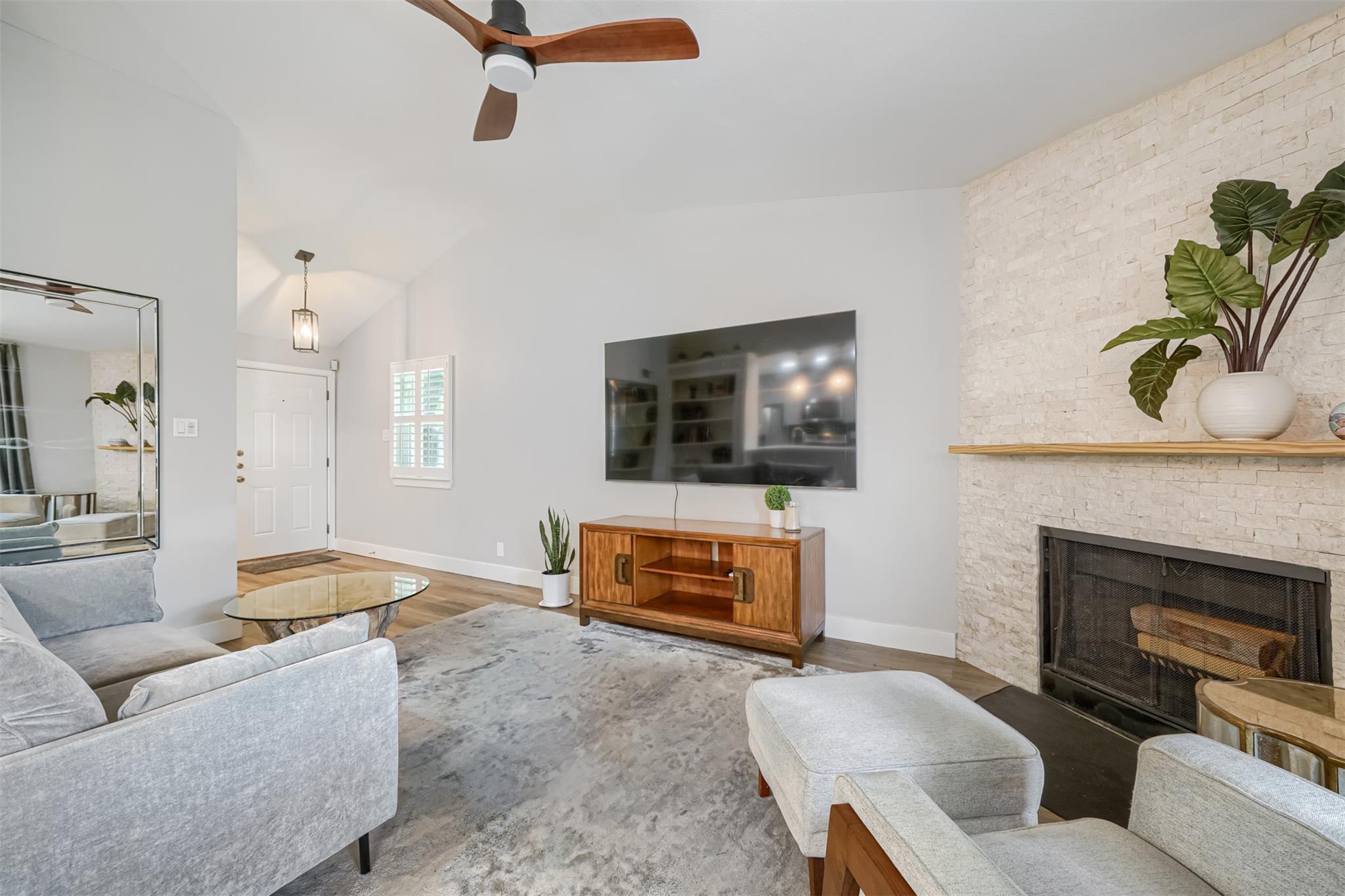 4th image of 1601 Faro Dr #2401, Austin, TX 78741 | MLS# 7305148