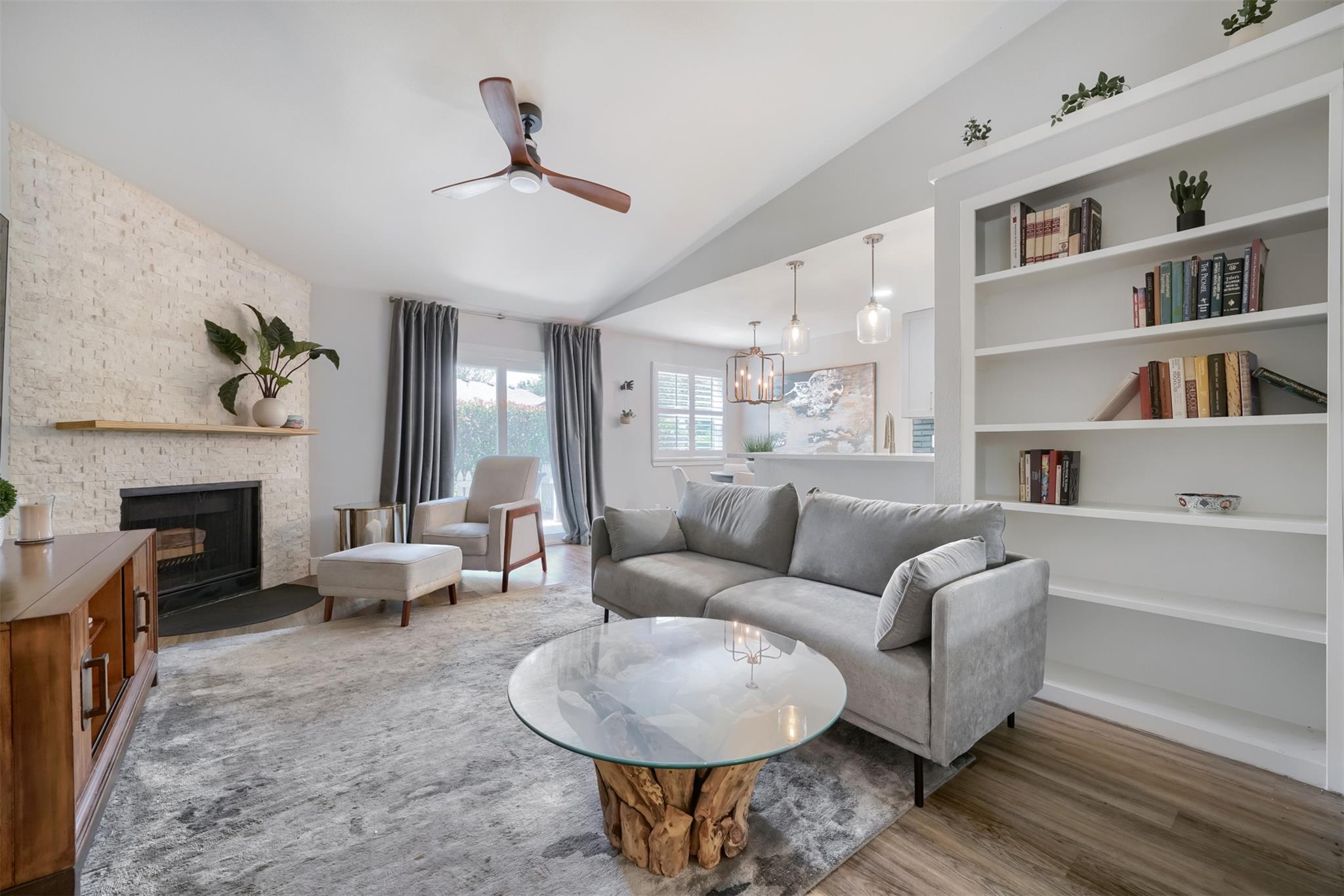 2nd image of 1601 Faro Dr #2401, Austin, TX 78741 | MLS# 7305148