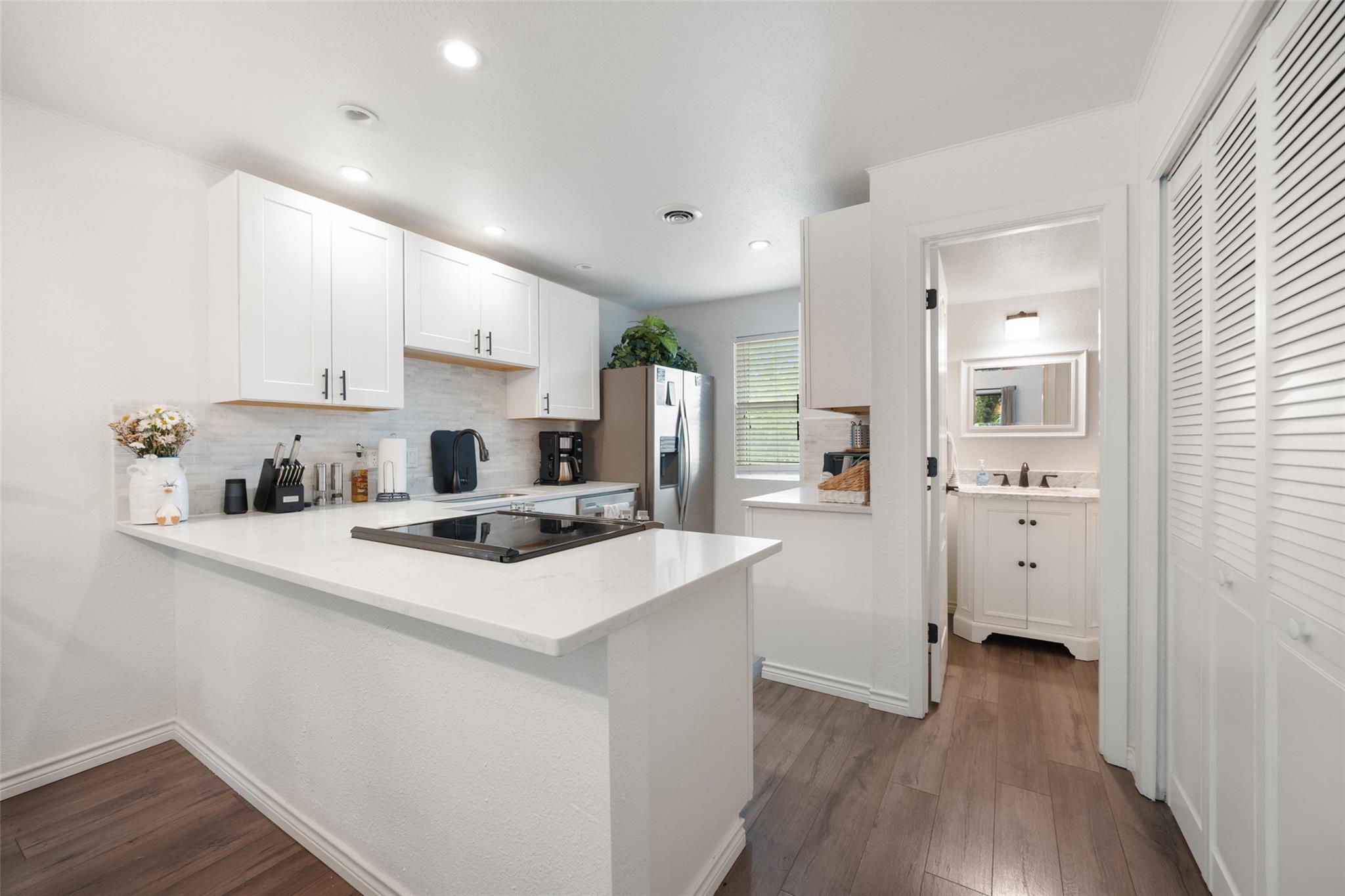 5th image of 1135 Barton Hls Dr, Austin, TX 78704