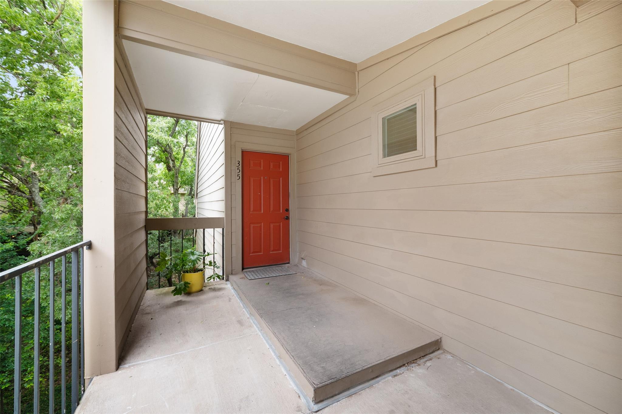 2nd image of 1135 Barton Hills Dr #355, Austin, TX 78704 | MLS# 9375521