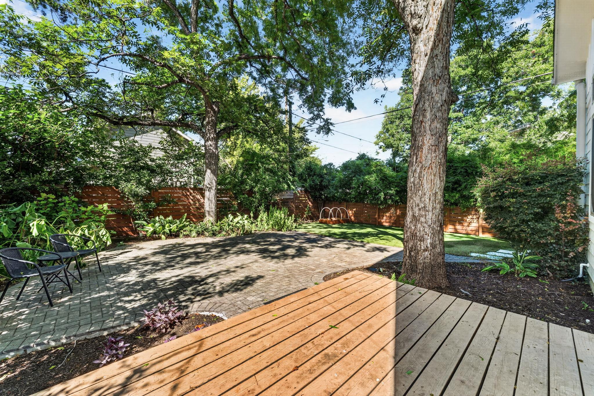 28th image of 2601 Willow St #B, Austin, TX 78702 | MLS# 9447738