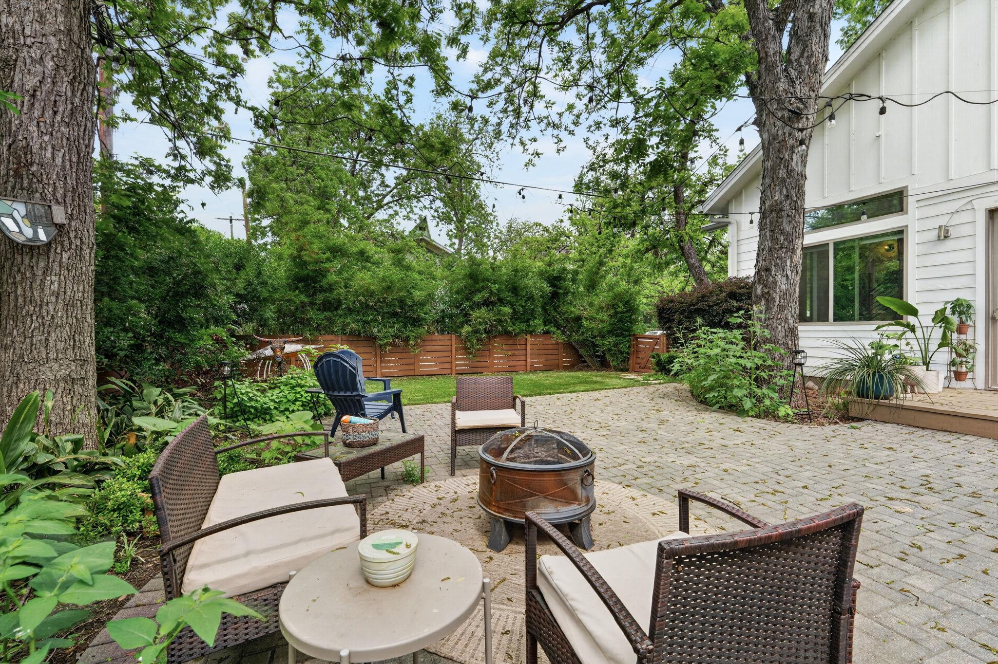 5th image of 2601 Willow St #B, Austin, TX 78702 | MLS# 9447738