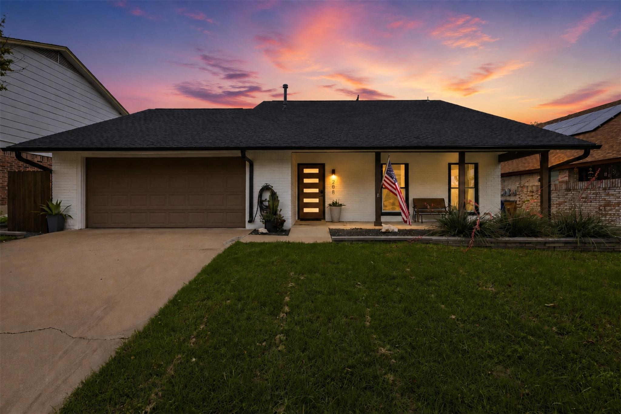 31st image of 208 Skyloop Dr, Austin, TX 78745 | MLS# 5112499