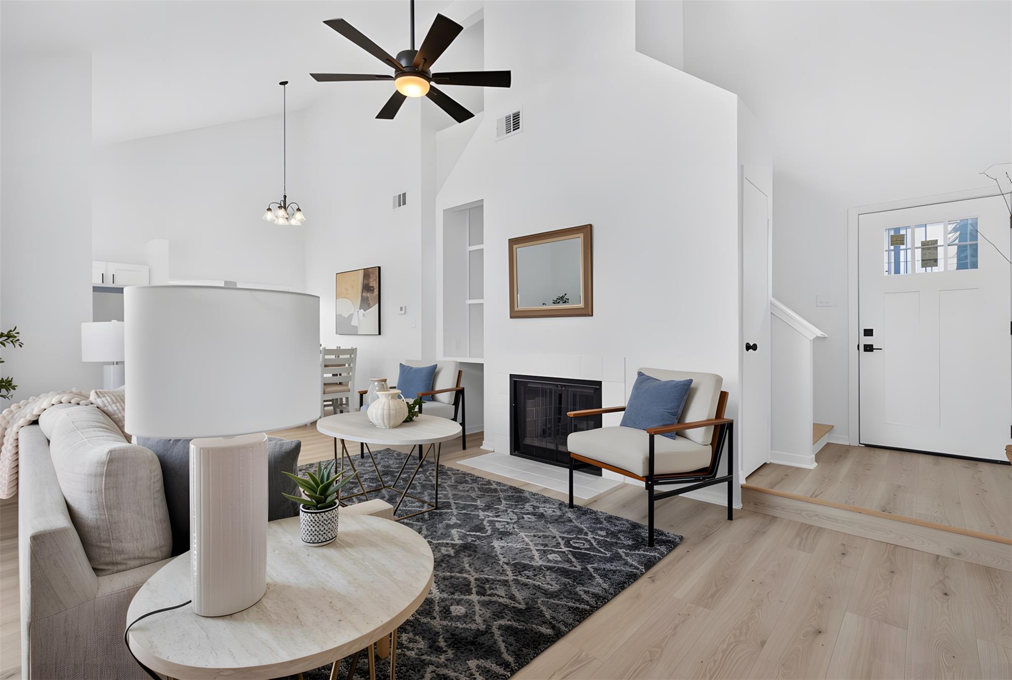 3rd image of 923 E 41St St #201, Austin, TX 78751 | MLS# 5348827