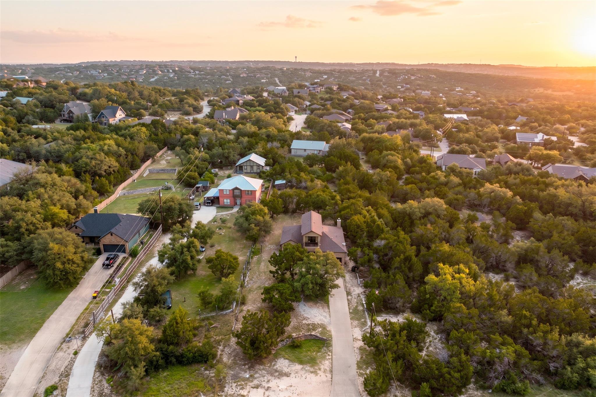 36th image of 901 Panorama Dr, Dripping Springs, TX 78620 | MLS# 1545037