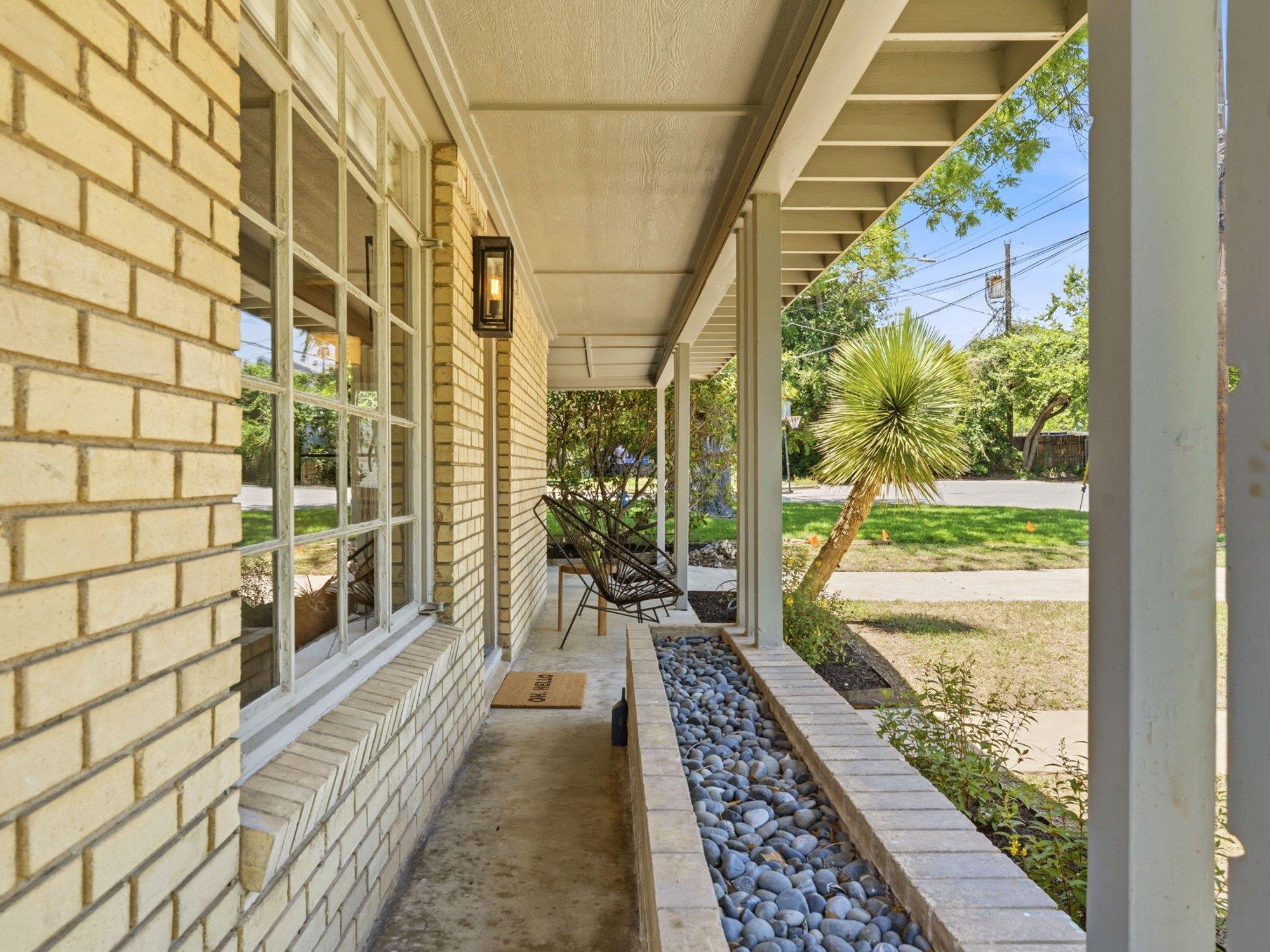 Homes for sale in Austin, TX | 611 Wilmes Dr, Austin, TX 78752 | MLS# 9586898