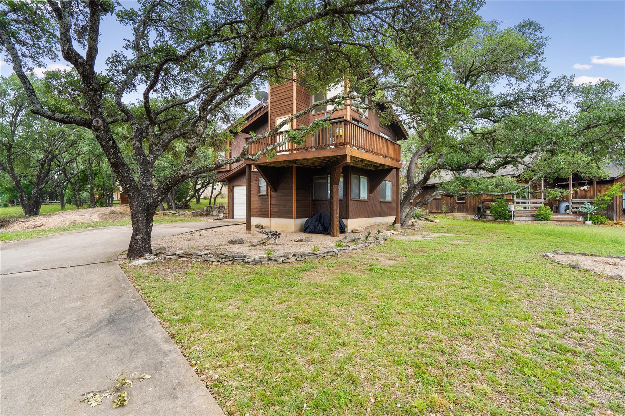 2nd image of 334 Coventry Rd, Spicewood, TX 78669 | MLS# 9411084