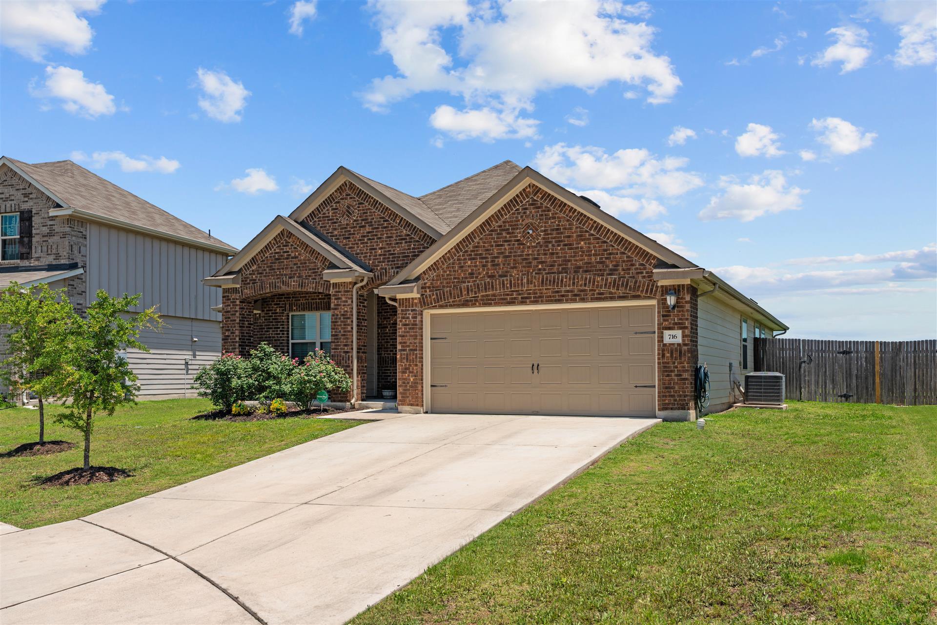 24th image of 716 Sassafras St, Hutto, TX 78634 | MLS# 8758813