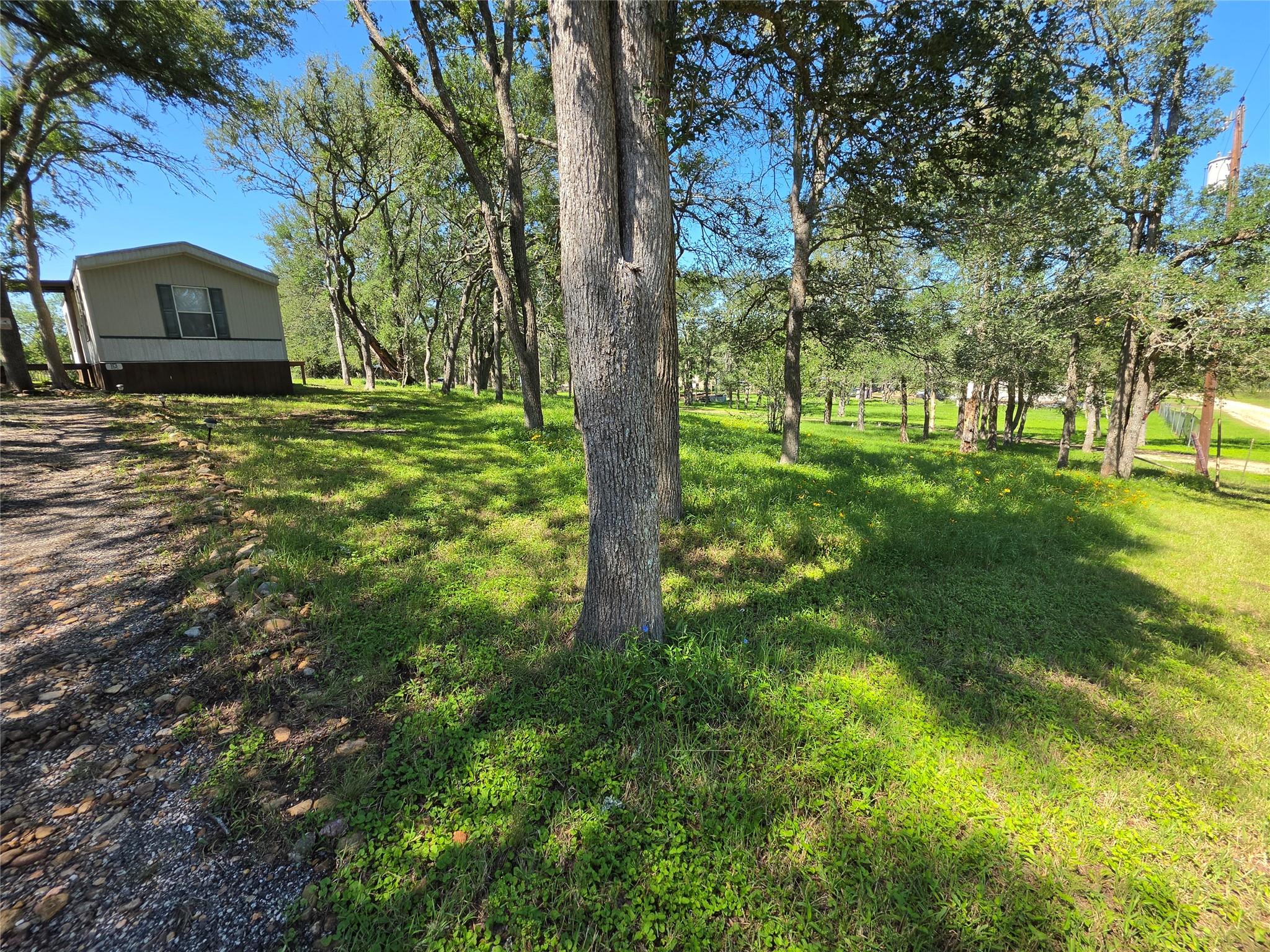 Homes for sale in Smithville, TX | 113 Valley Ln, Smithville, TX 78957 | MLS# 1115859