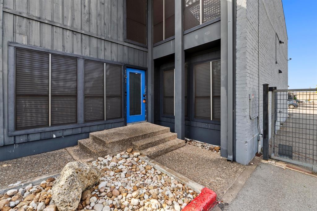 Homes for sale in Austin, TX | 909 Reinli St, Austin, TX 78751