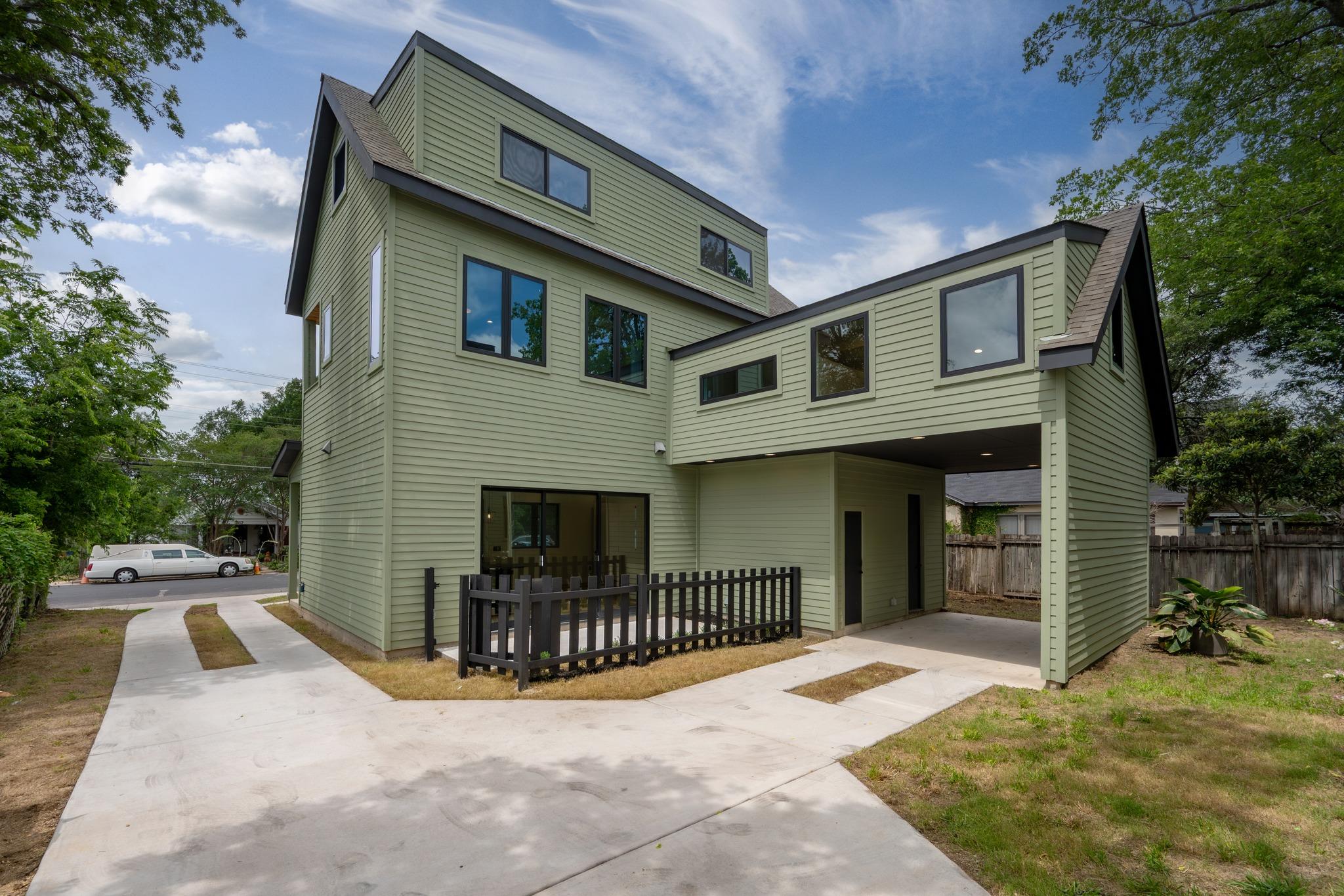 3rd image of 818 Stark St #A, Austin, TX 78756 | MLS# 7678256
