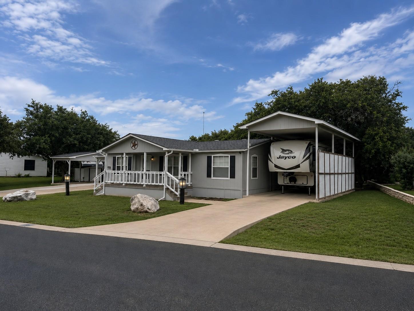 Homes for sale in Horseshoe Bay, TX | 2404 Stag, Horseshoe Bay, TX 78657 | MLS# 1732295