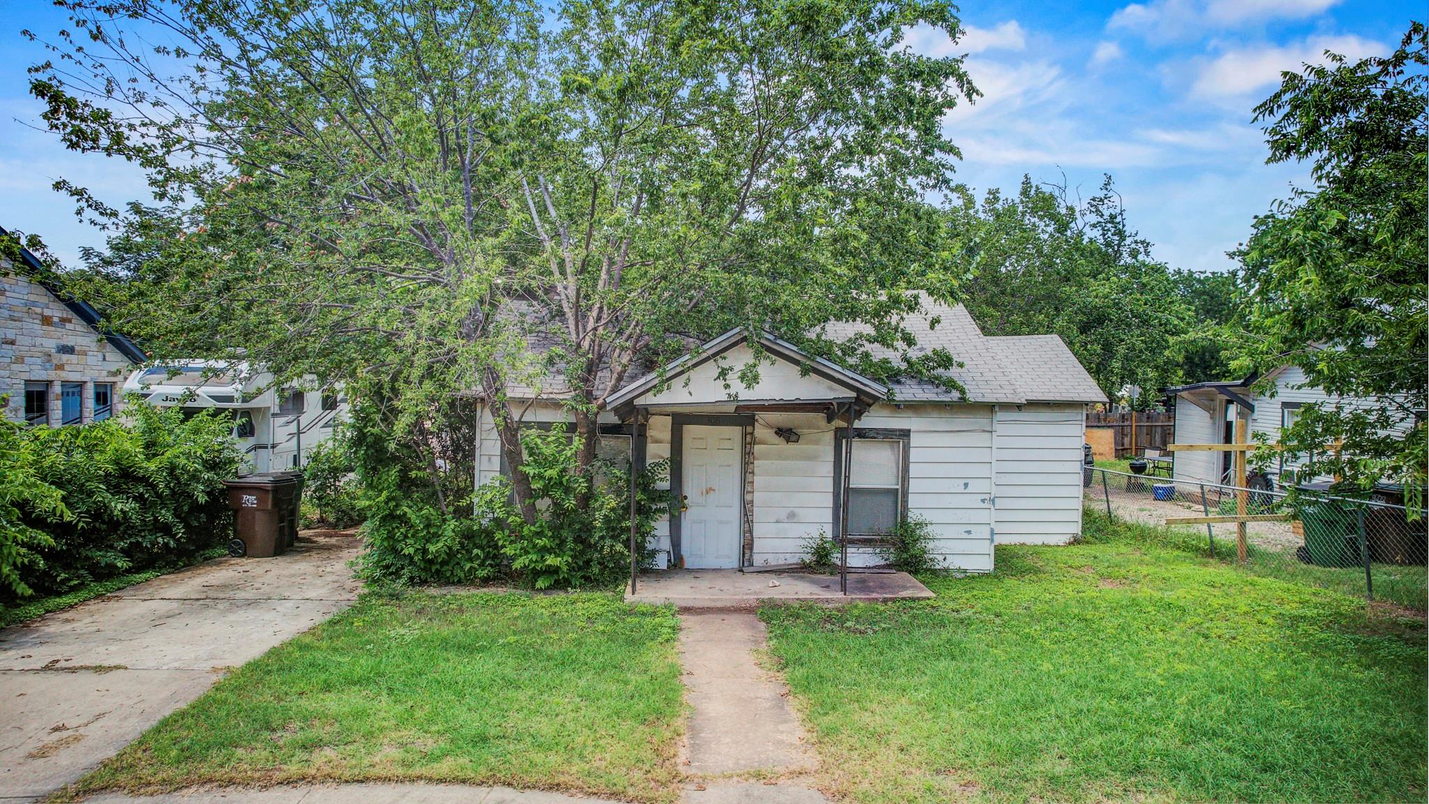 Homes for sale in Round Rock, TX | 308 E Austin Ave, Round Rock, TX 78664 | MLS# 3422642