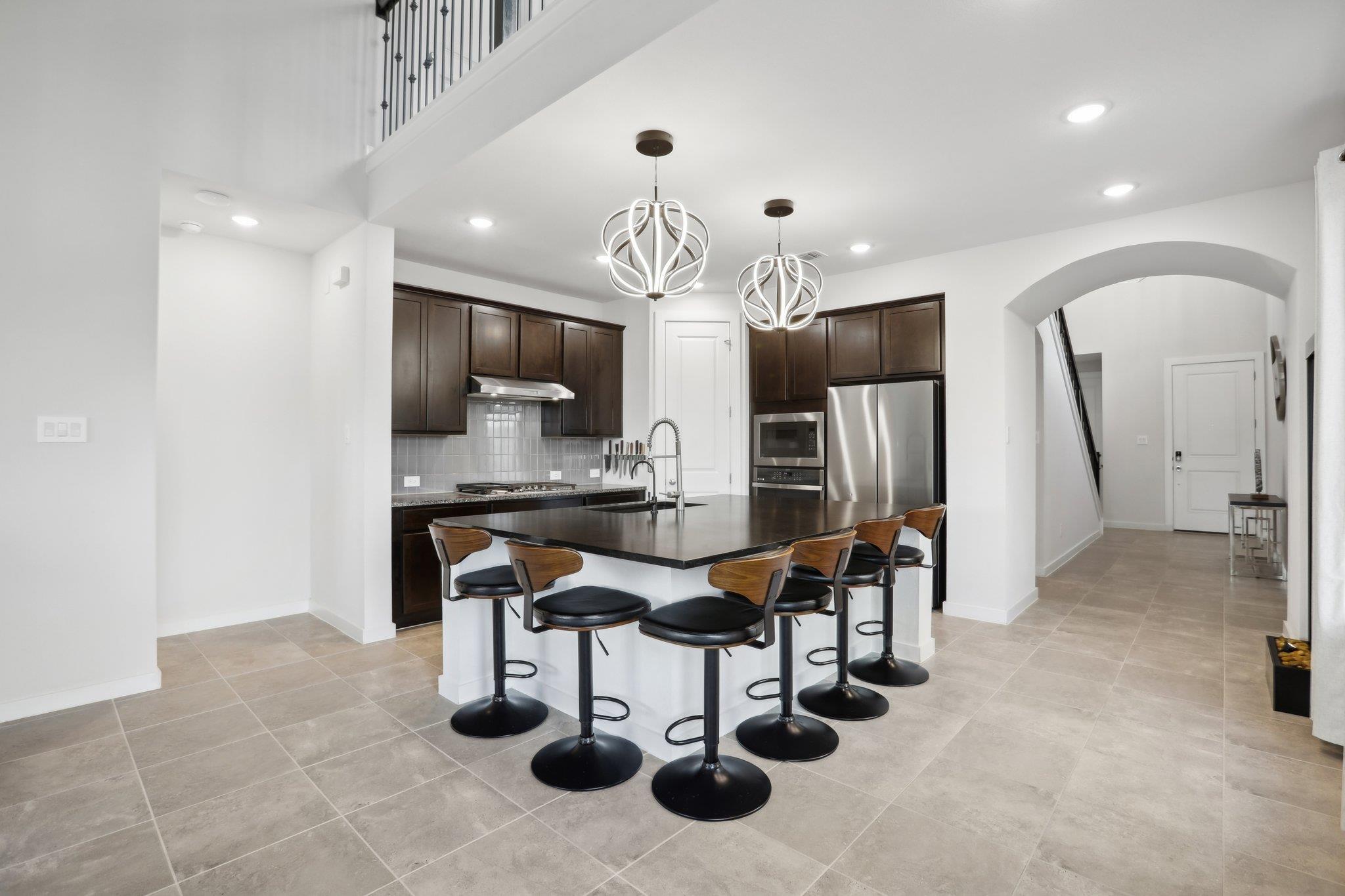 4th image of 8119 Purple Aster Pass, Lago Vista, TX 78645 | MLS# 3906435