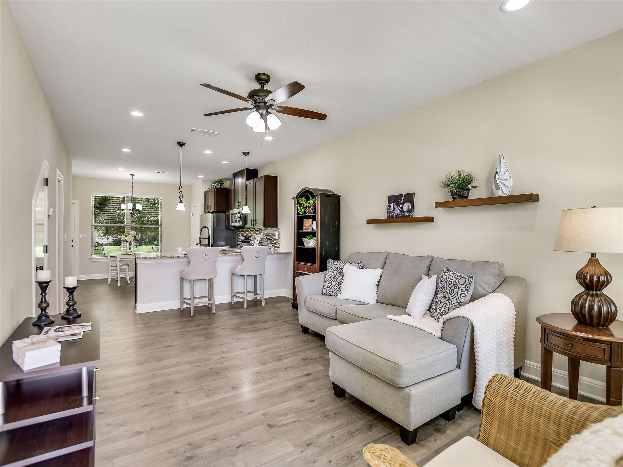 4th image of 18803 Hogan Cir #16, Lago Vista, TX 78645 | MLS# 3000481