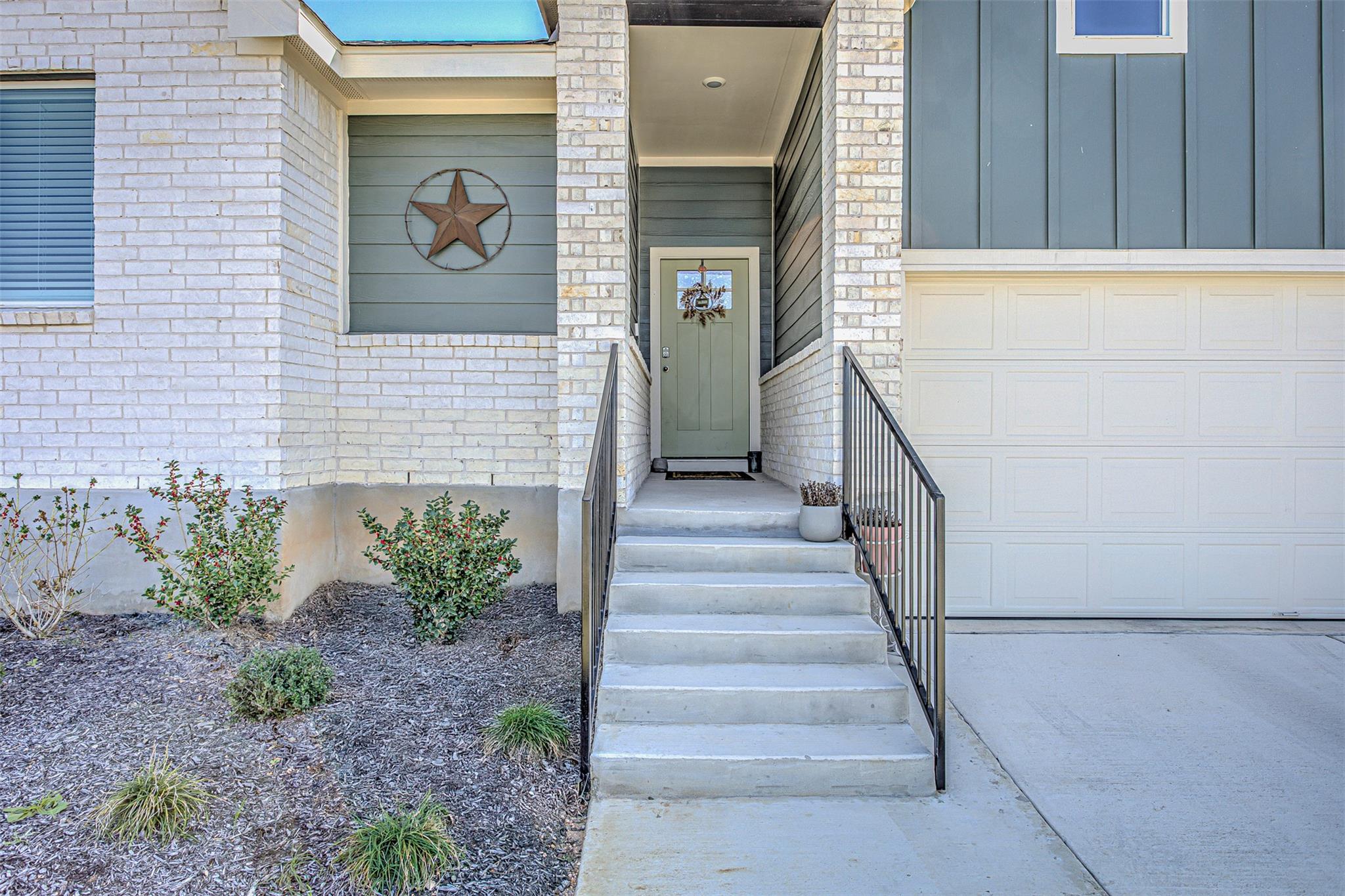 Homes for sale in Marble Falls, TX | 309 Lone Cedar Rd, Marble Falls, TX 78654 | MLS# 1781855