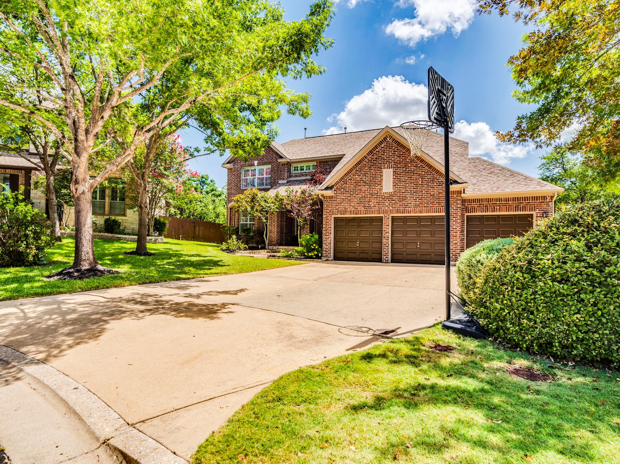 3rd image of 321 Calistoga Ct, Austin, TX 78732 | MLS# 3649406