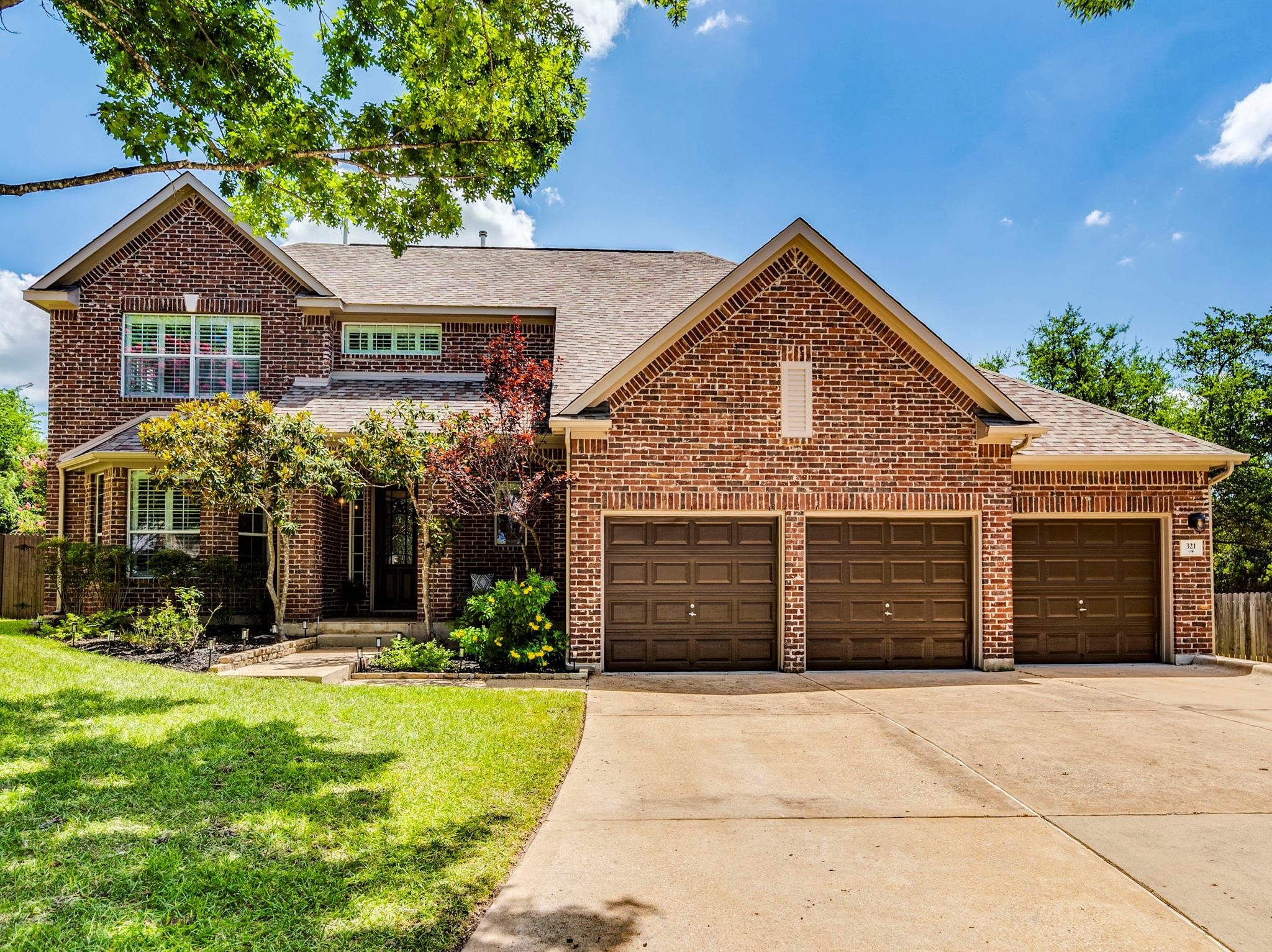 2nd image of 321 Calistoga Ct, Austin, TX 78732 | MLS# 3649406