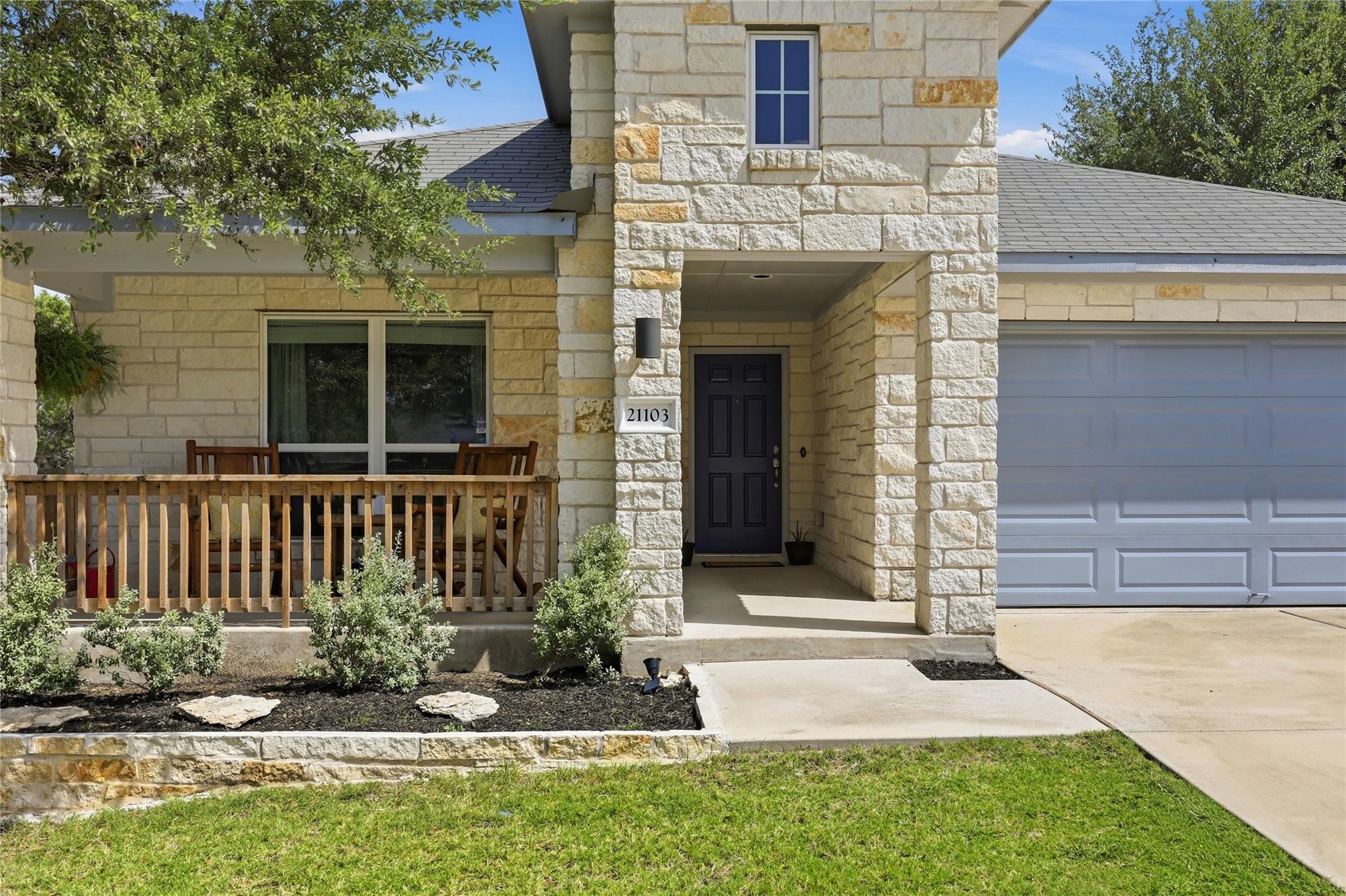 4th image of 21103 Winslow Cv, Lago Vista, TX 78645 | MLS# 5499175