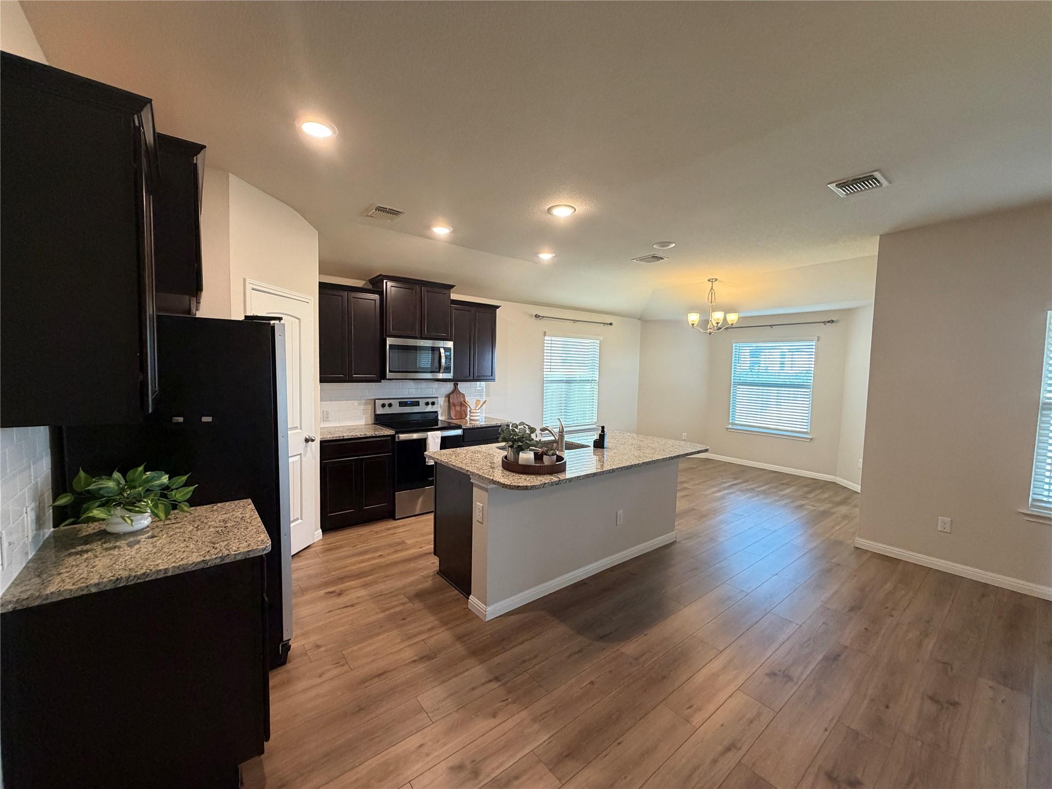 3rd image of 1329 Spicewood Dr, Burnet, TX 78611 | MLS# 1367569
