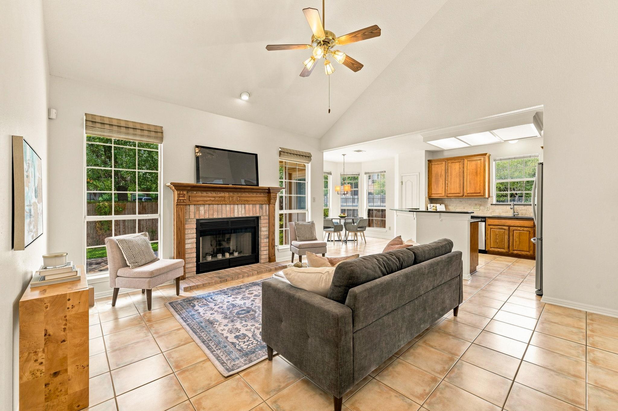 5th image of 7808 Cheno Cortina Trl, Austin, TX 78749 | MLS# 5734168