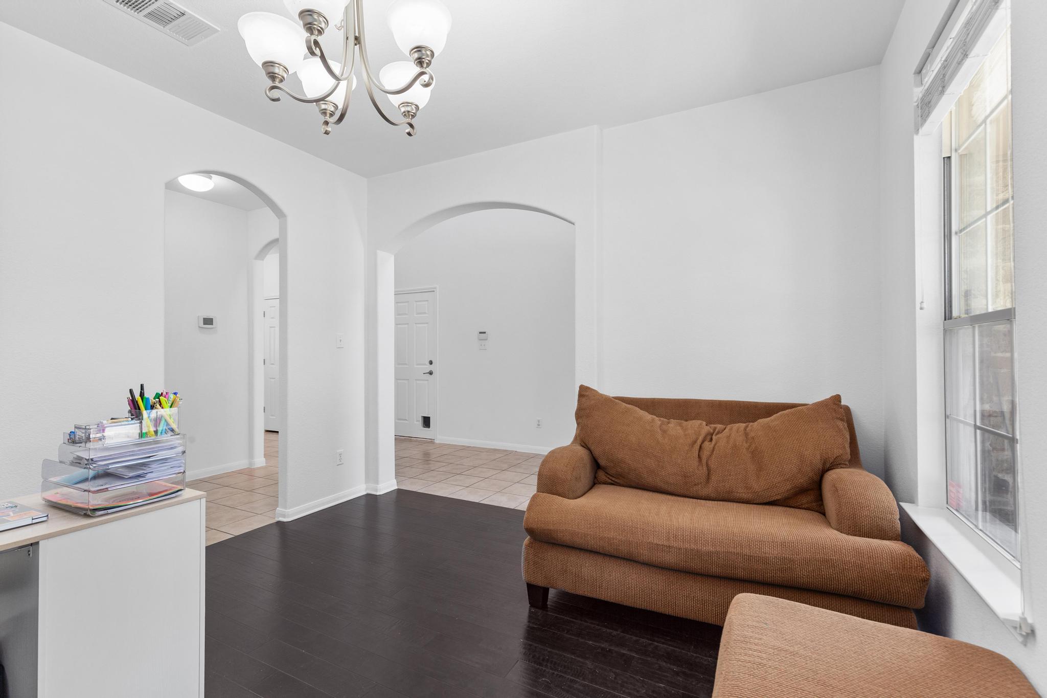 5th image of 1117 Cockrill Ct, Hutto, TX 78634 | MLS# 8210758