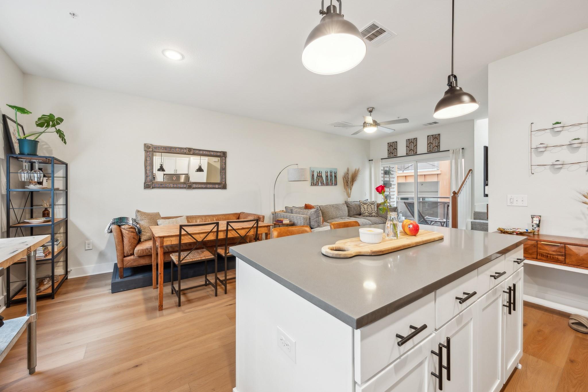 3rd image of 2827 Manor Rd #3104, Austin, TX 78722 | MLS# 1209396