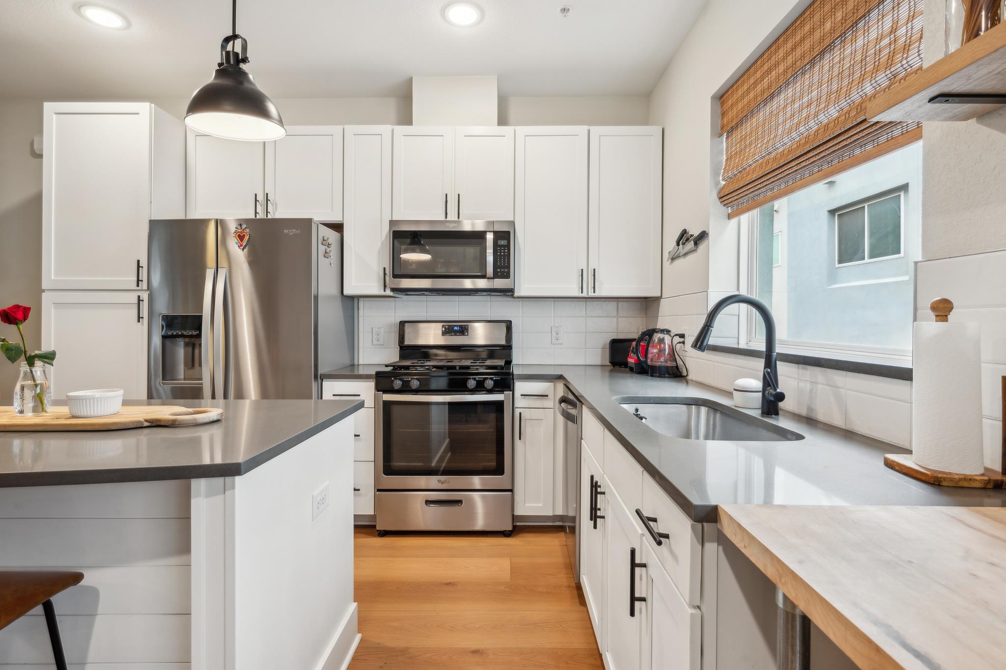 2nd image of 2827 Manor Rd #3104, Austin, TX 78722 | MLS# 1209396