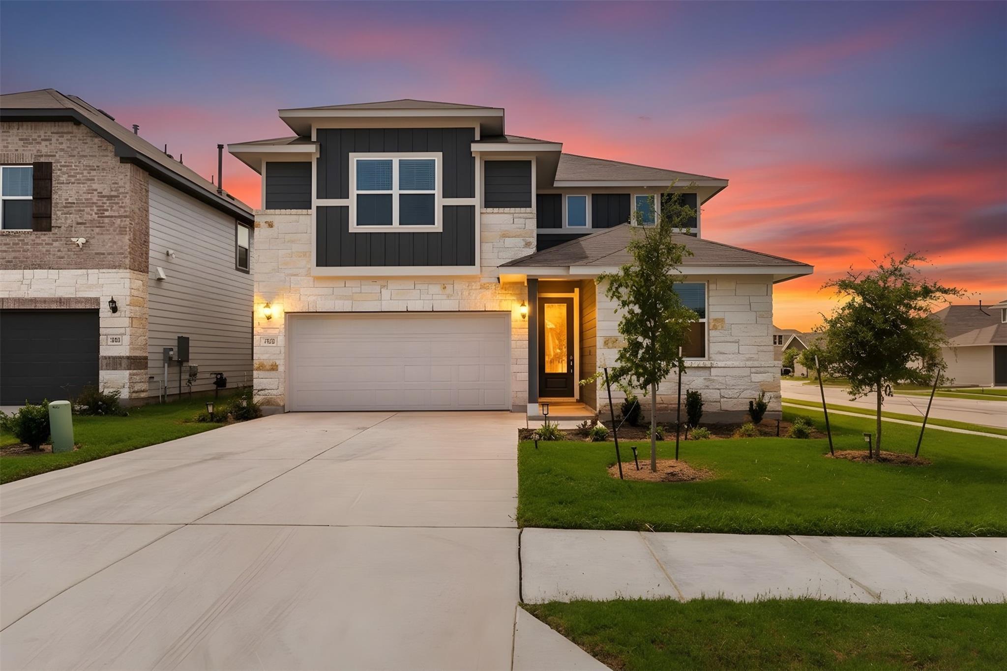 2nd image of 722 Palo Brea Loop, Hutto, TX 78634 | MLS# 7421147