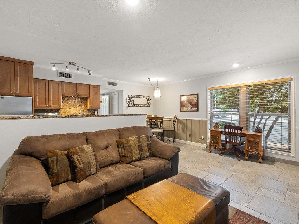 4th image of 505 W 7Th St #115, Austin, TX 78701 | MLS# 5384911