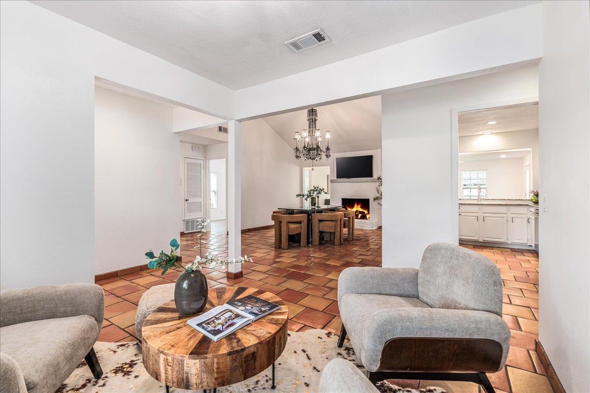 5th image of 4805 Canyonbend Cir, Austin, TX 78735 | MLS# 6307008
