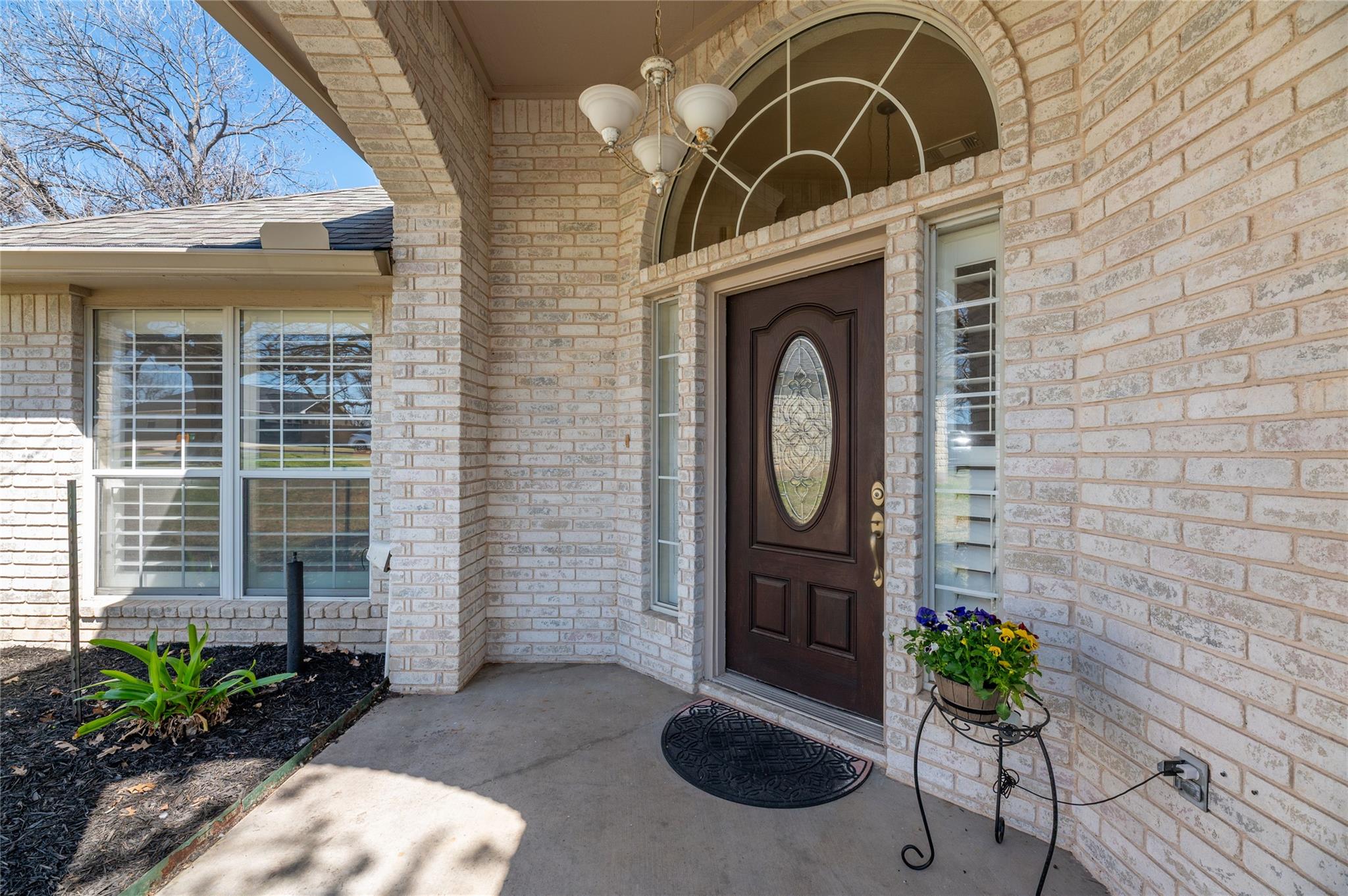 2nd image of 356 Mahan St, Meadowlakes, TX 78654 | MLS# 1455976