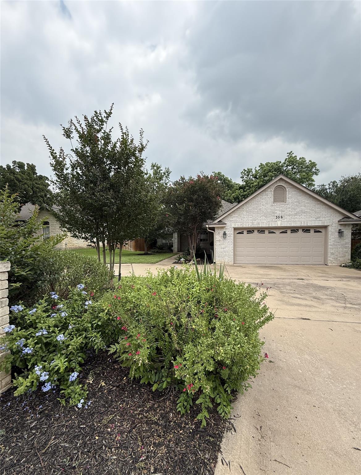 1st image of 356 Mahan St, Meadowlakes, TX 78654 | MLS# 1455976