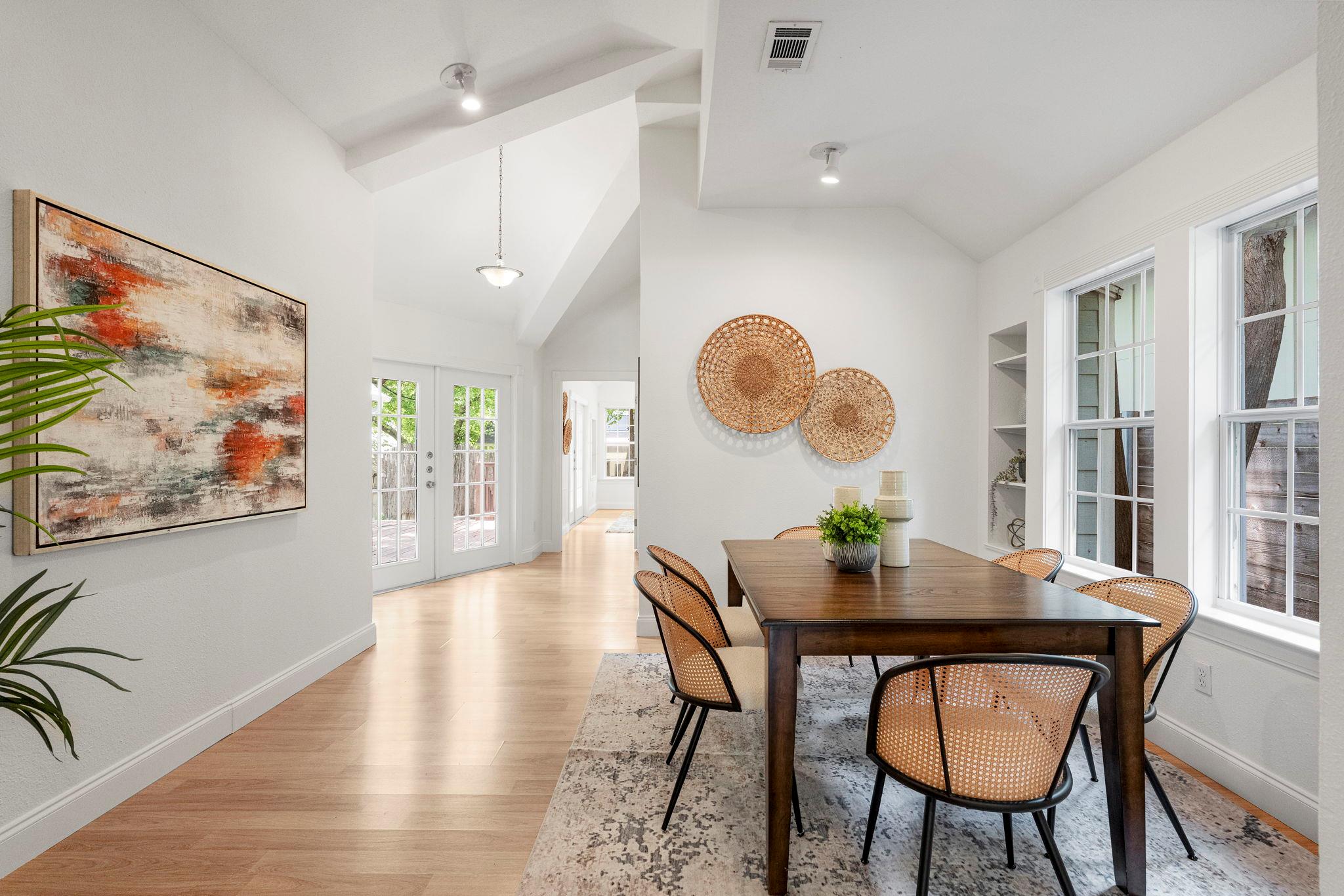image of 4912 Avenue G, Austin, TX 78751 | MLS# 2013337