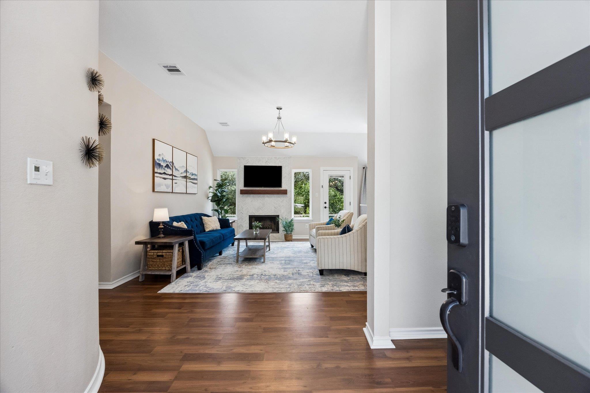 3rd image of 15103 Sunbird Ln, Austin, TX 78734 | MLS# 9872168