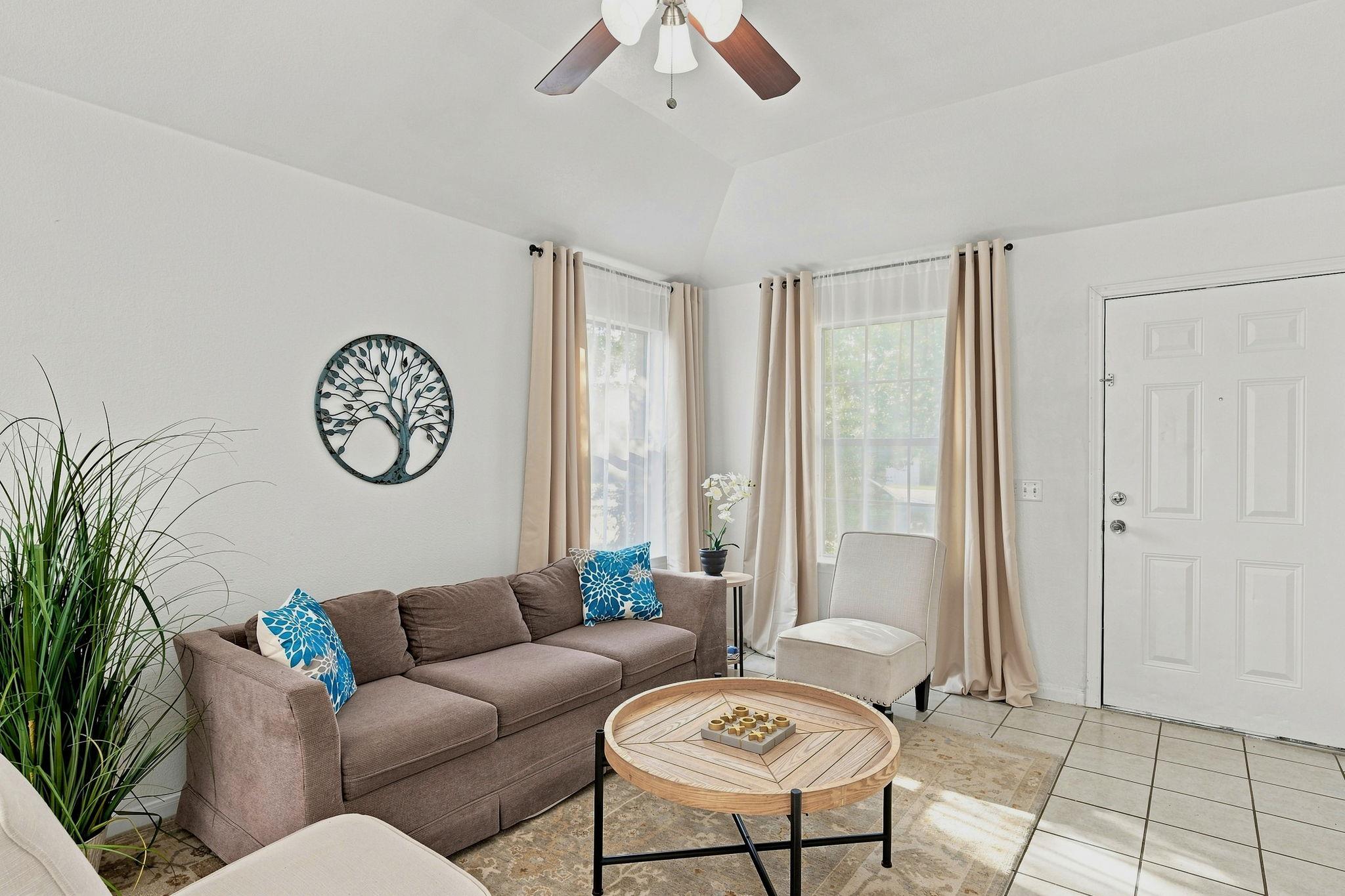 2nd image of 1017 Drovers Cv, Georgetown, TX 78626 | MLS# 6130754