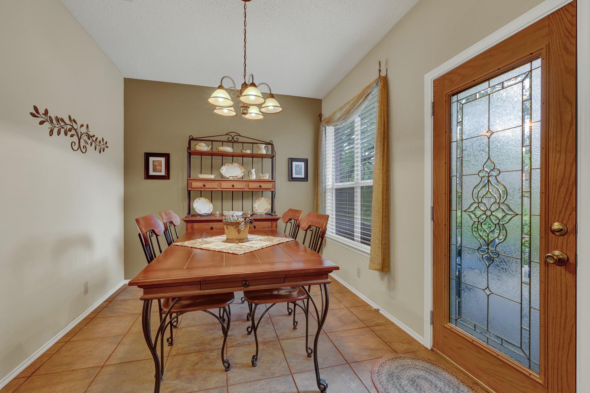 5th image of 6661 Ruxton Ln, Austin, TX 78749 | MLS# 1424935