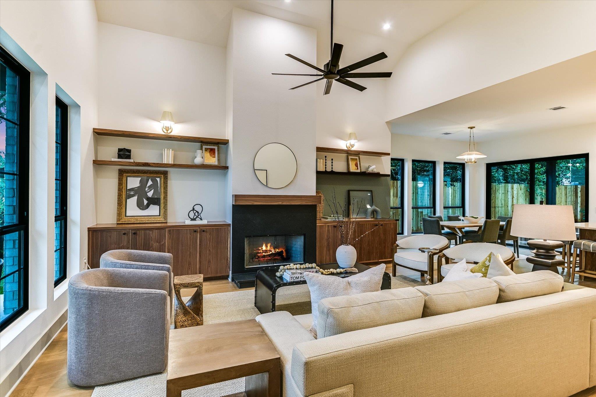 4th image of 8512 Rockwood Ln, Austin, TX 78757 | MLS# 4244571