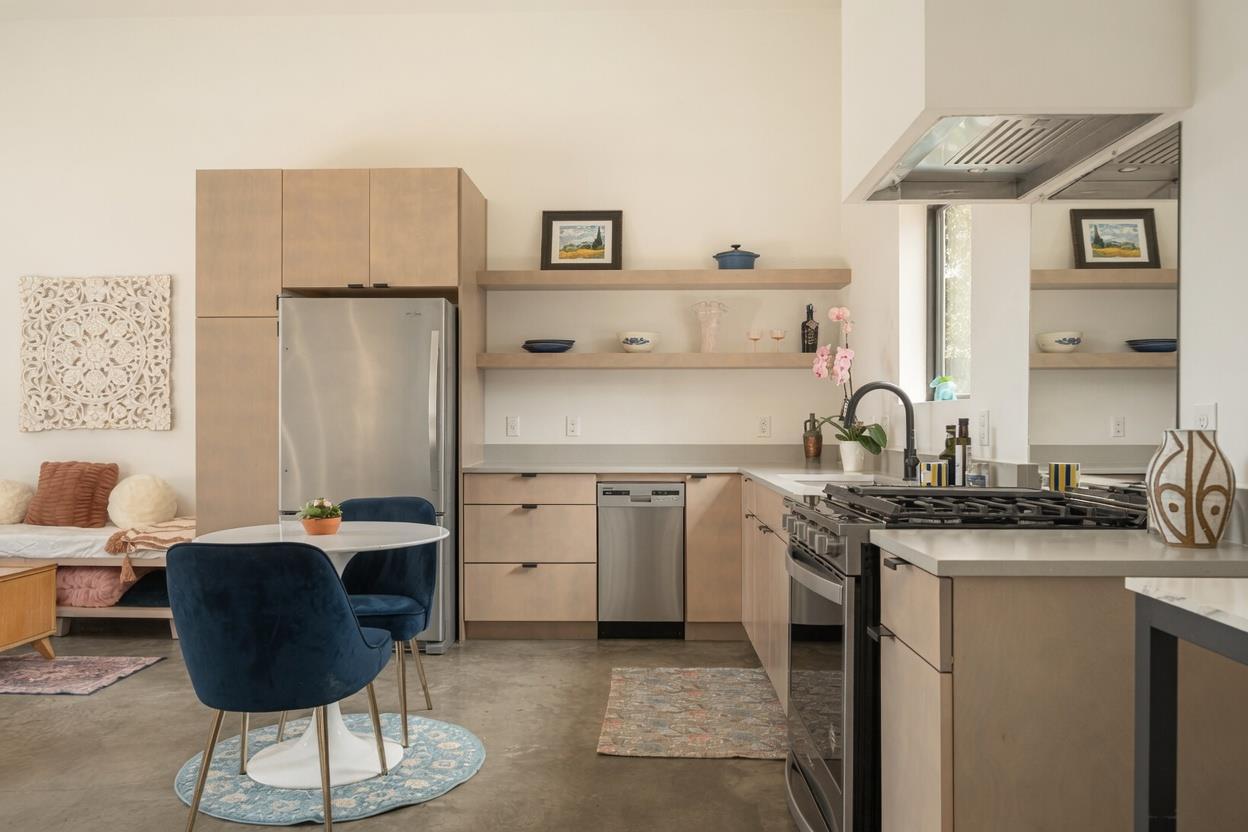 4th image of 804 W Annie St #2, Austin, TX 78704 | MLS# 8371215