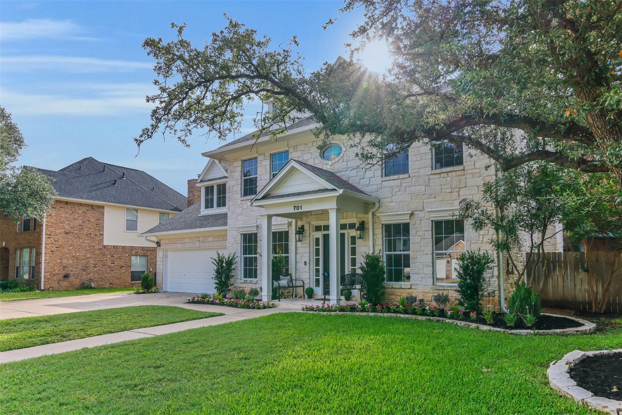 2nd image of 701 Oaklands Dr, Round Rock, TX 78681 | MLS# 6610270