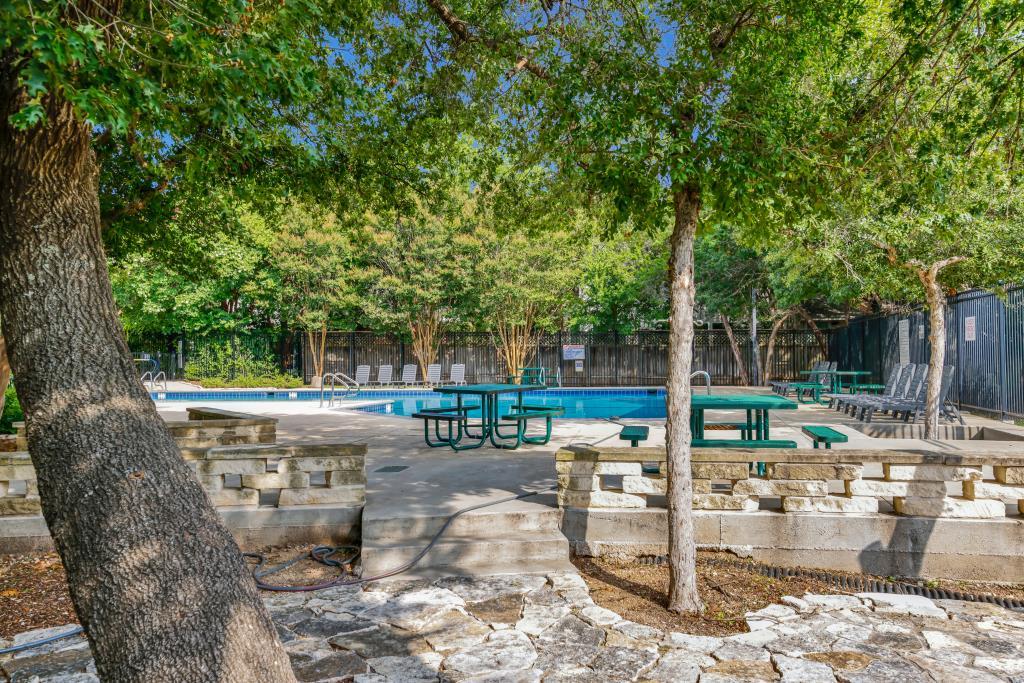 37th image of 701 Oaklands Dr, Round Rock, TX 78681 | MLS# 6610270