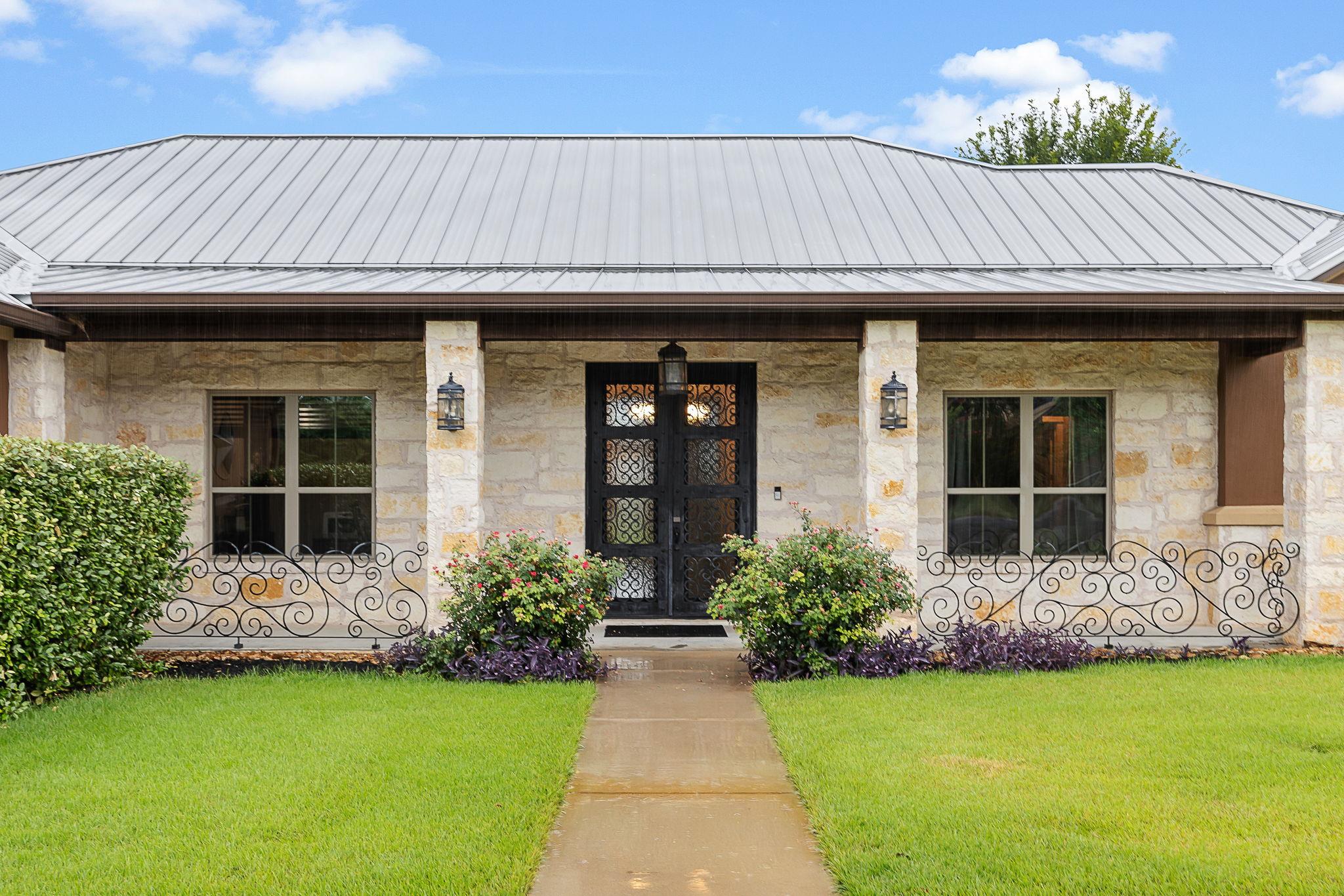2nd image of 201 Eagle Valley Ln, Liberty Hill, TX 78642 | MLS# 4995766