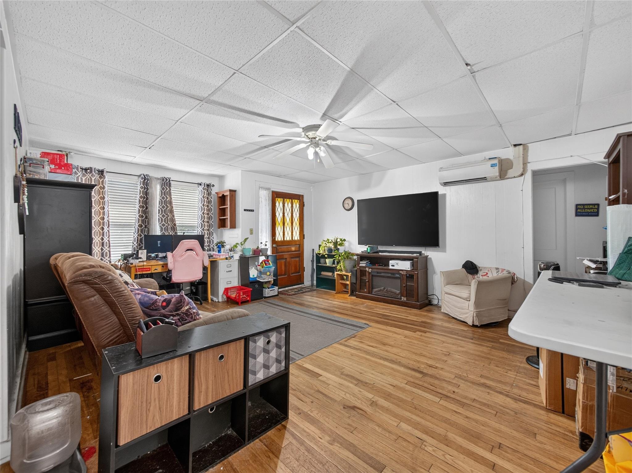 5th image of 203 Hudgins St, Smithville, TX 78957 | MLS# 3157976